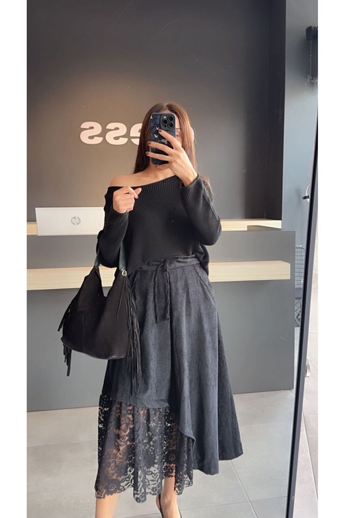 Kadın Kadife Dantel Detaylı Midi Etek